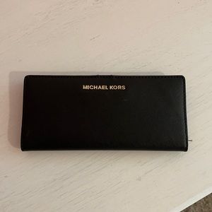 Michael Kors Slim Wallet
